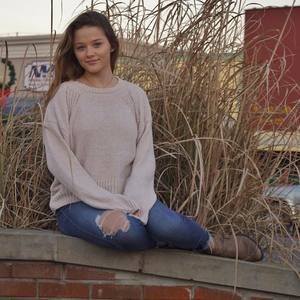 Meet your Posher, Whitney